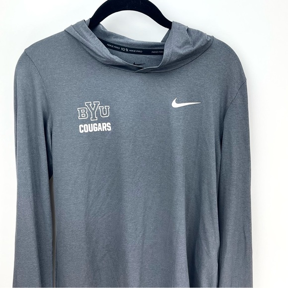 NIKE PRO Hyper Dry Fit Hoodie Women's SIZE SMALL Gray BYU Training Hooded NWT - Picture 3 of 7